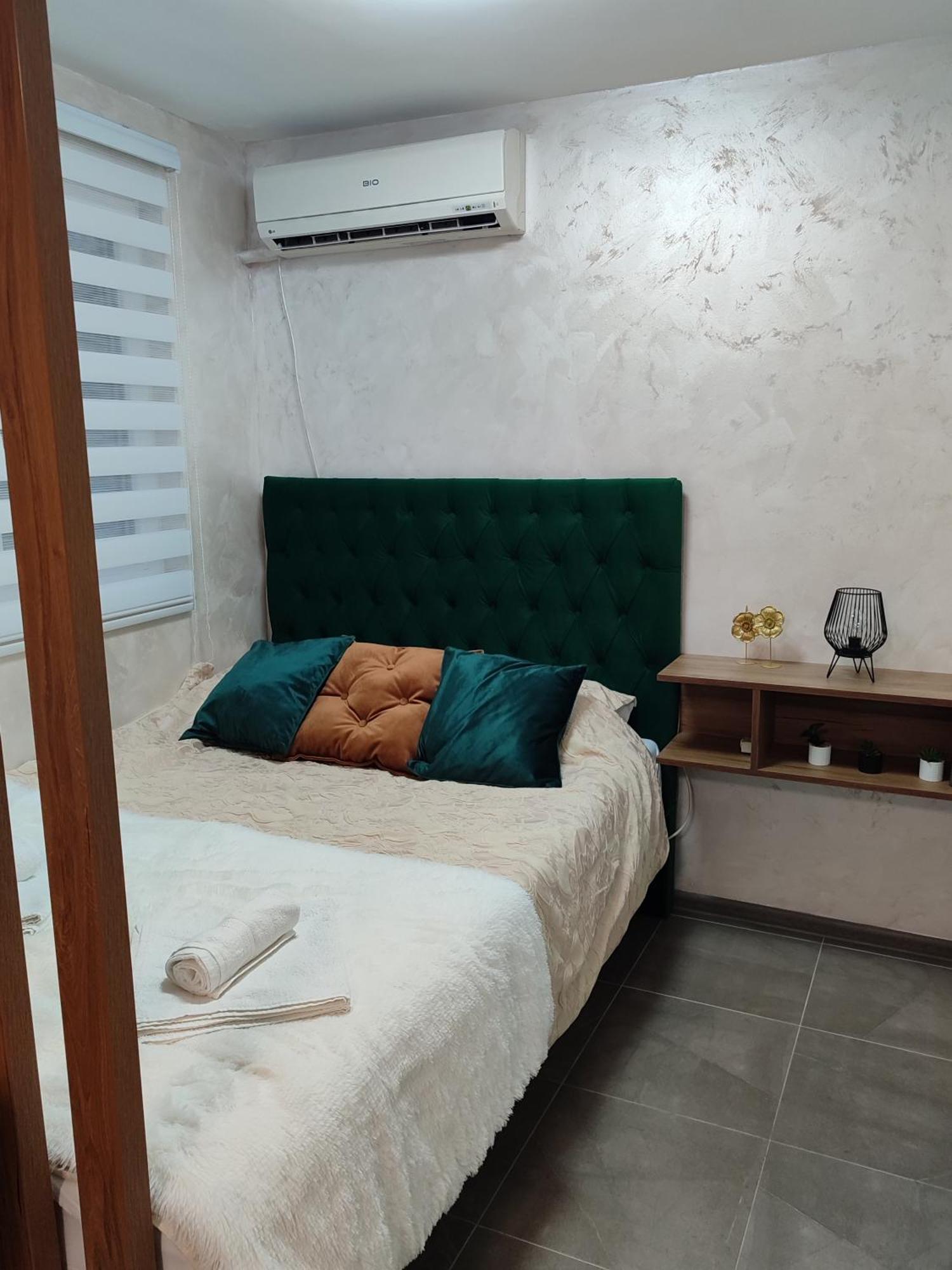 Studio Apartman Free Parking Rubikon Beograd Bagian luar foto