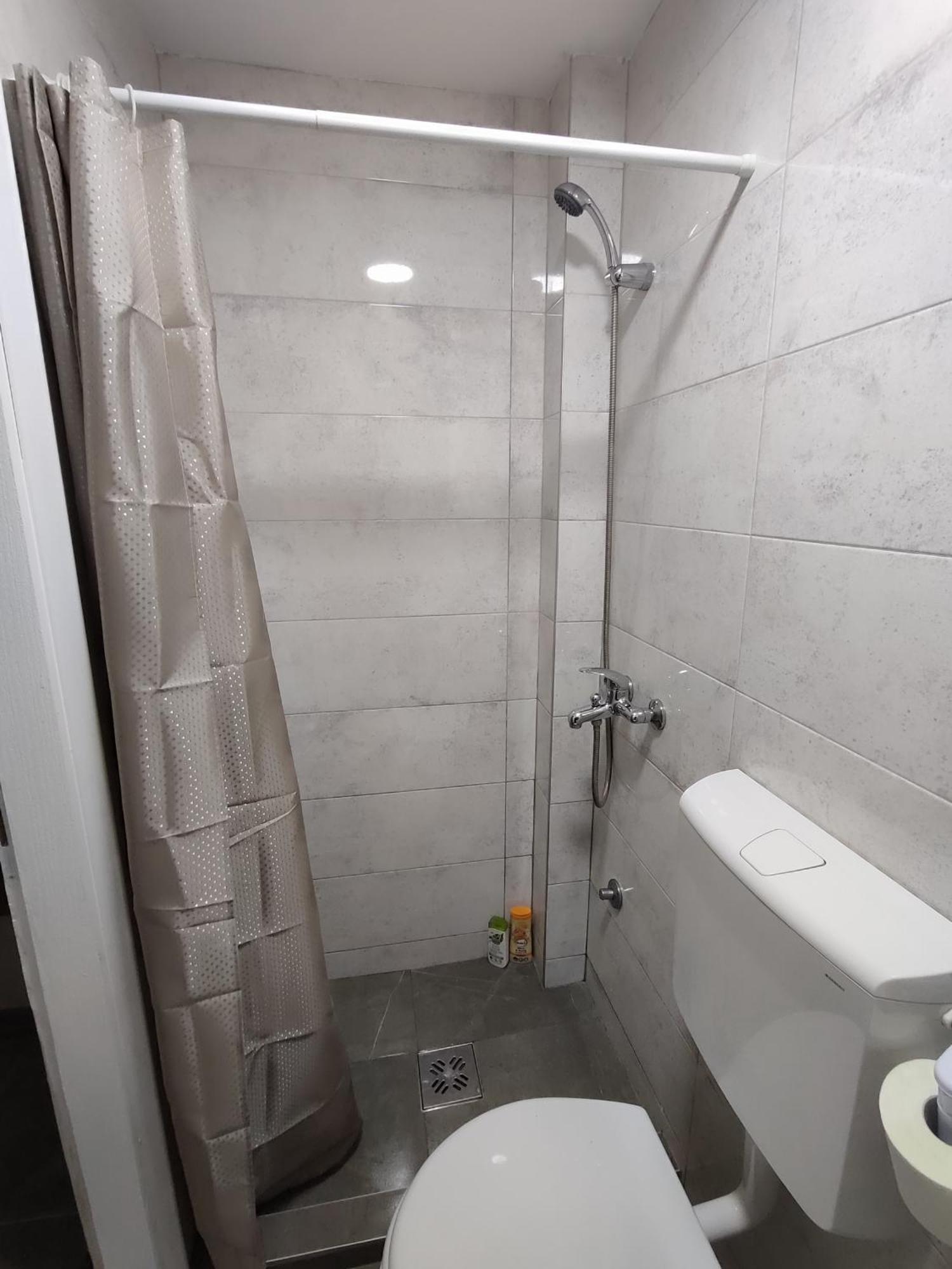 Studio Apartman Free Parking Rubikon Beograd Bagian luar foto